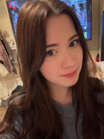 Full leaked Mollyswes private photo