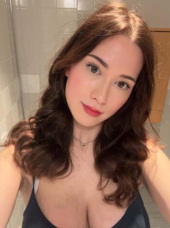 Full leaked Mollyswes private photo
