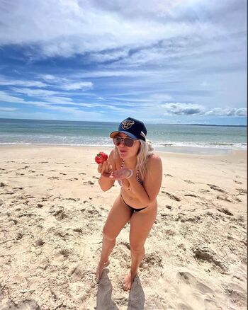 Full leaked Mollyymae private photo