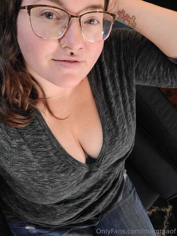Full leaked Momma private photo