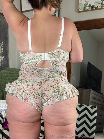 Full leaked Mommagerth page private photo