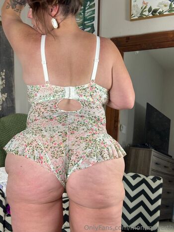 Full leaked Mommagerth page private photo