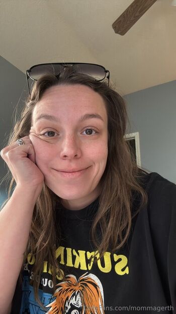 Full leaked Mommagerth private photo