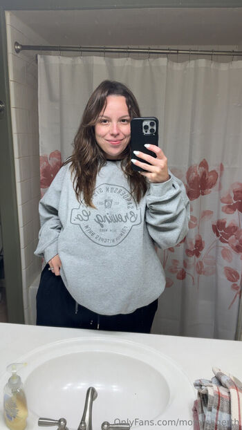 Full leaked Mommagerth private photo