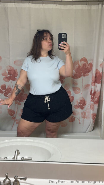 Full leaked Mommagerth private photo