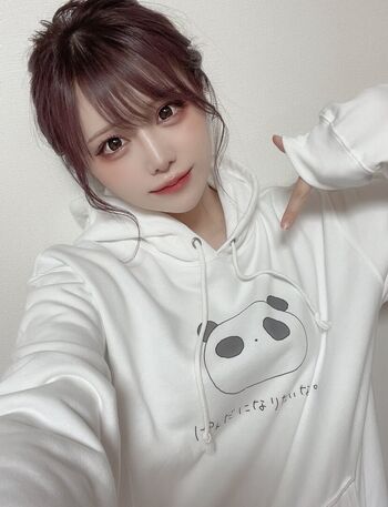 Full leaked Mona chan private photo