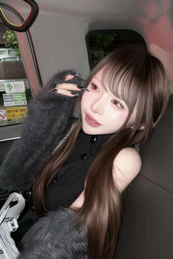 Full leaked Mona chan private photo