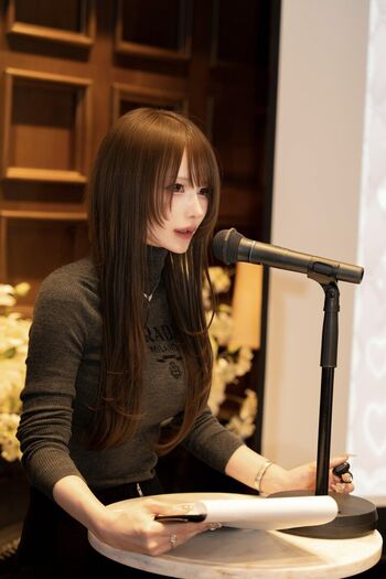 Full leaked Mona chan private photo