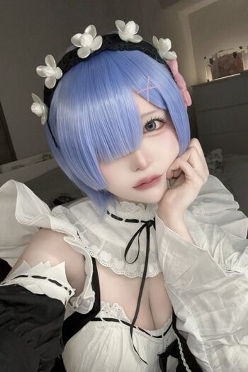 Full leaked Mona chan private photo