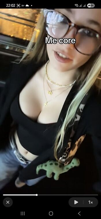 Full leaked Mona mona private photo