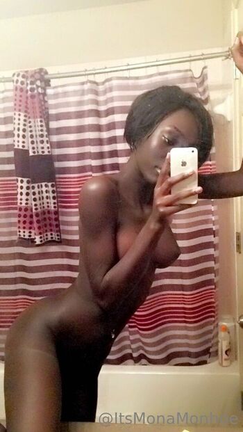 Full leaked Monamonhoe private photo