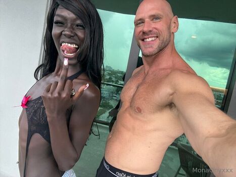 Full leaked Monamonhoe private photo
