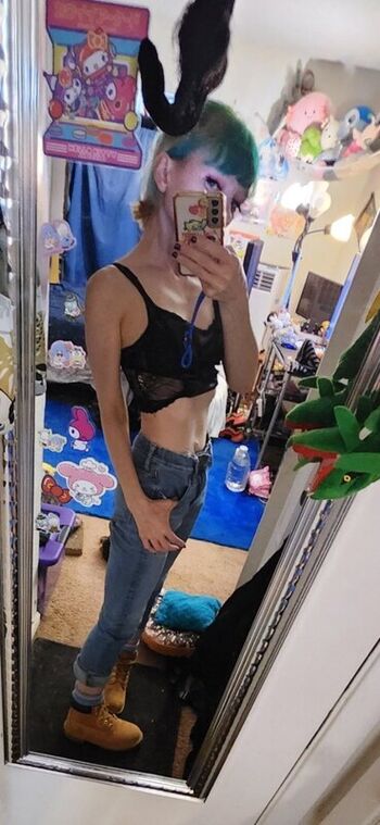 Full leaked Monimusume private photo
