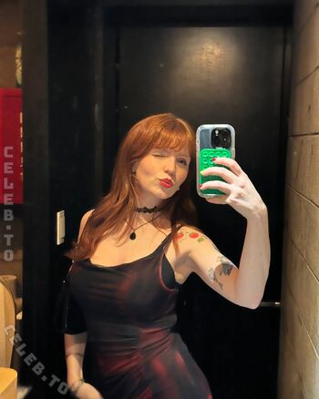 Full leaked Monominji private photo