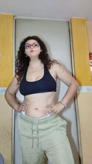 Full leaked Monse larios private photo