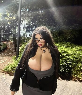 Full leaked Montanakimbrly private photo