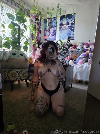 Full leaked Moogrosa private photo