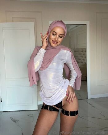 Full leaked Moon adelin page private photo