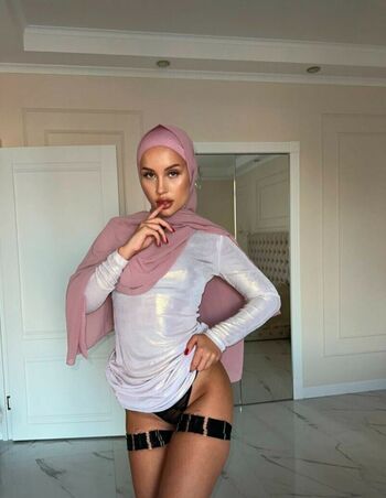 Full leaked Moon adelin private photo