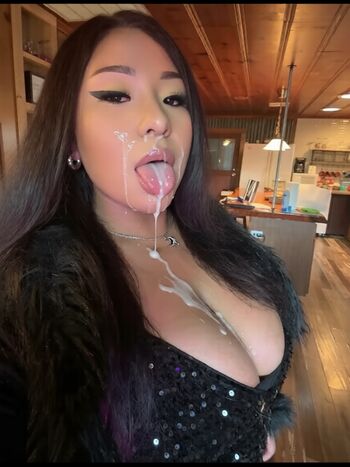 Full leaked Moon drop private photo