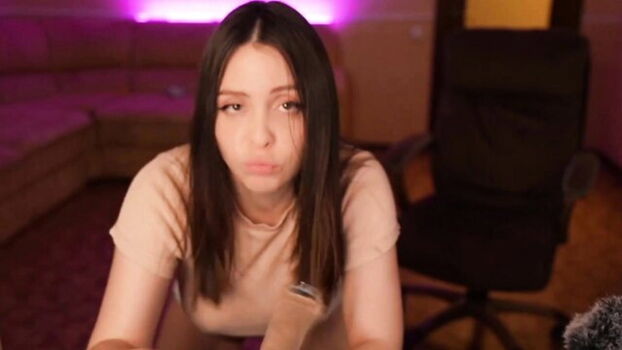 Moona ASMR