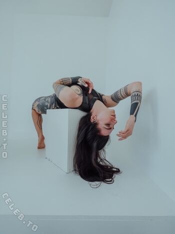 Full leaked Moona autumn private photo