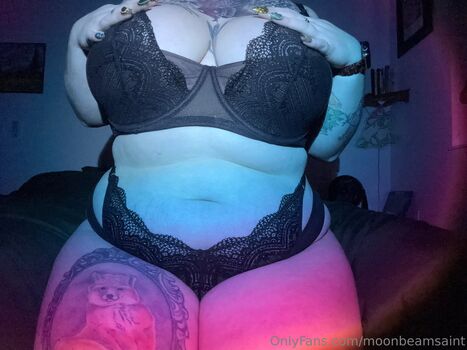 Full leaked Moonbeamsaint private photo