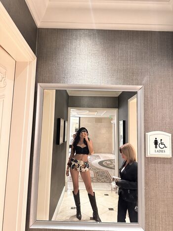 Full leaked Mooneh private photo
