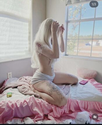 Full leaked Moonlitvivi private photo