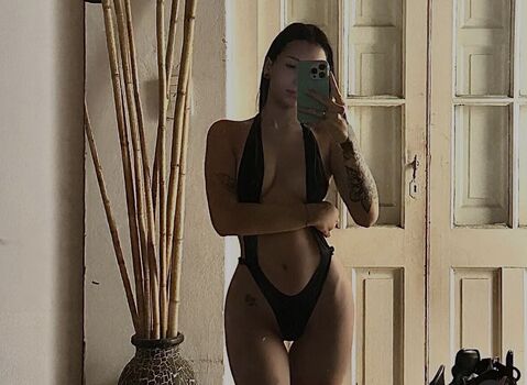 Full leaked Moreegutiii private photo