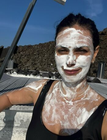 Full leaked Morena baccarin private photo