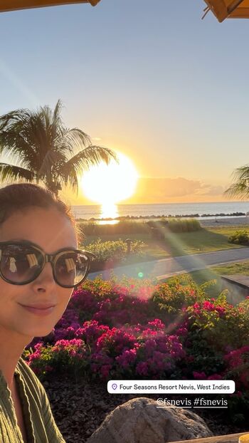 Full leaked Morena baccarin private photo