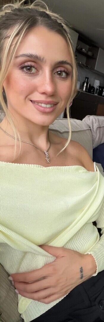 Full leaked Morena beltran private photo