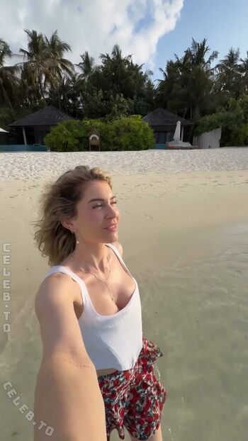 Full leaked Mrs bella private photo