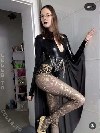 Full leaked Mrs crazy private photo