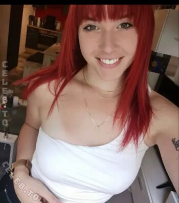 Full leaked Mrs mk private photo