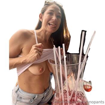 Full leaked Mrs no pants page private photo