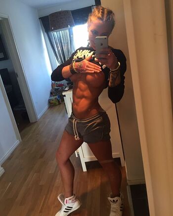 Full leaked Mrs physique private photo