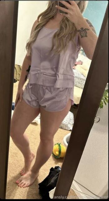 Full leaked Mrsblondebrewer private photo