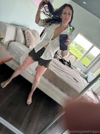 Full leaked Mrsjanetm private photo