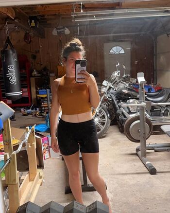 Full leaked Mrsmobster private photo