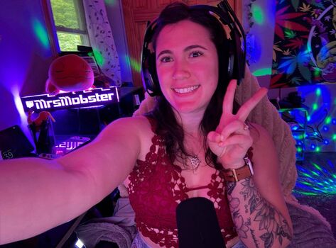 Full leaked Mrsmobster private photo