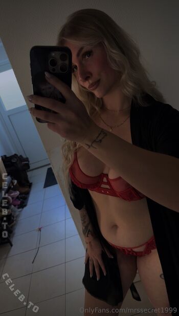 Full leaked Mrssecret private photo