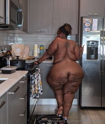 Full leaked Ms thickerthan private photo