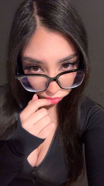 Full leaked Msalondrarae page private photo