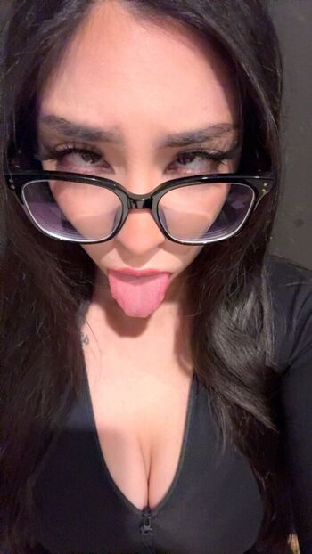 Full leaked Msalondrarae page private photo