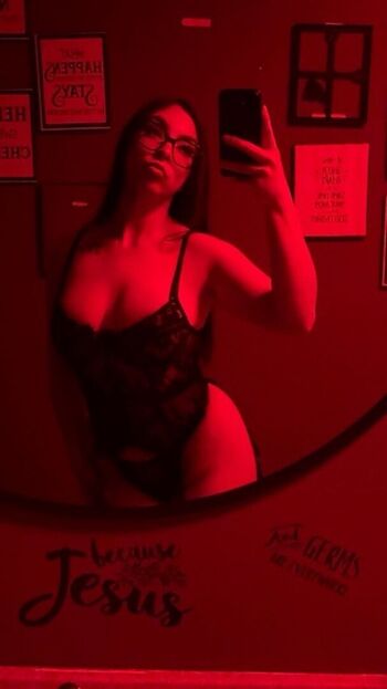 Full leaked Msalondrarae page private photo
