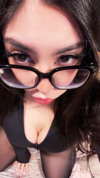 Full leaked Msalondrarae page private photo
