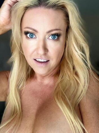 Full leaked Msavavega private photo