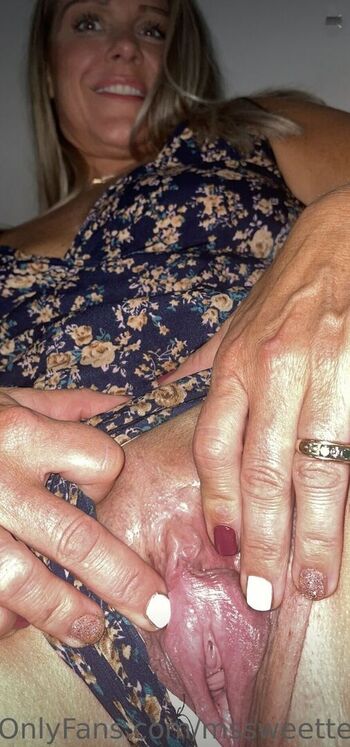 Full leaked Mssweetea private photo